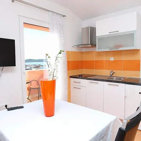 Studio Zecevo Rtic 10400b *