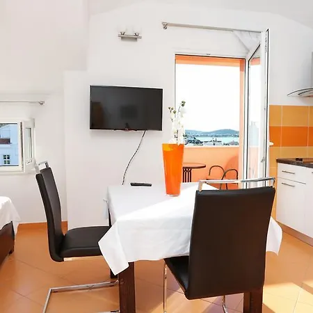 Studio Zecevo Rtic 10400b روغوزنيكا